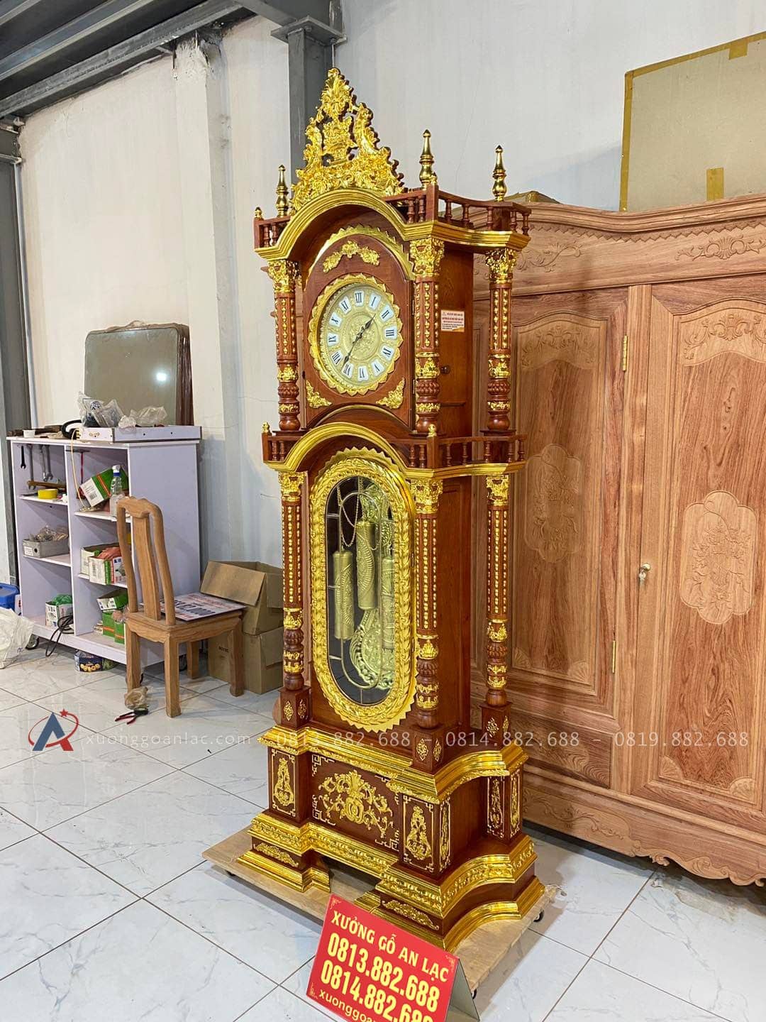 Mẫu Đồng Hồ Tứ Trụ Cao 2m3 Gỗ Hương Đá Nam Phi Dát Vàng Đài Loan Cao Câp (Chú Khánh, Nam Định) 9 mẫu đồng hồ cây tứ trụ dát vàng