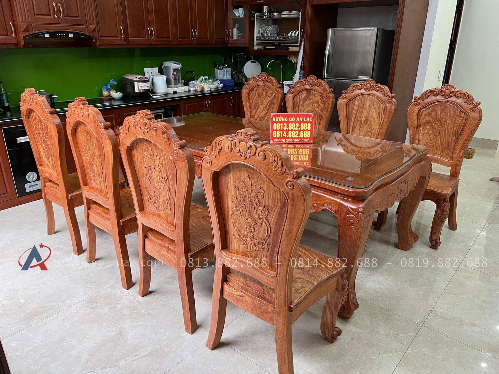 Bộ bàn ăn 8 ghế Louis tựa trơn chọn vân cực vip gỗ hương đá (Chị Chiến, Quảng Ninh) 15 bàn ăn louis tân cổ điển 8 ghế