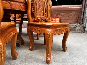 Bộ bàn ăn tròn 6 ghế hồng hạt khung 4 ván 2cm (Cô Sáu, Hà Nội) 13 chân ghế cong cách điệu