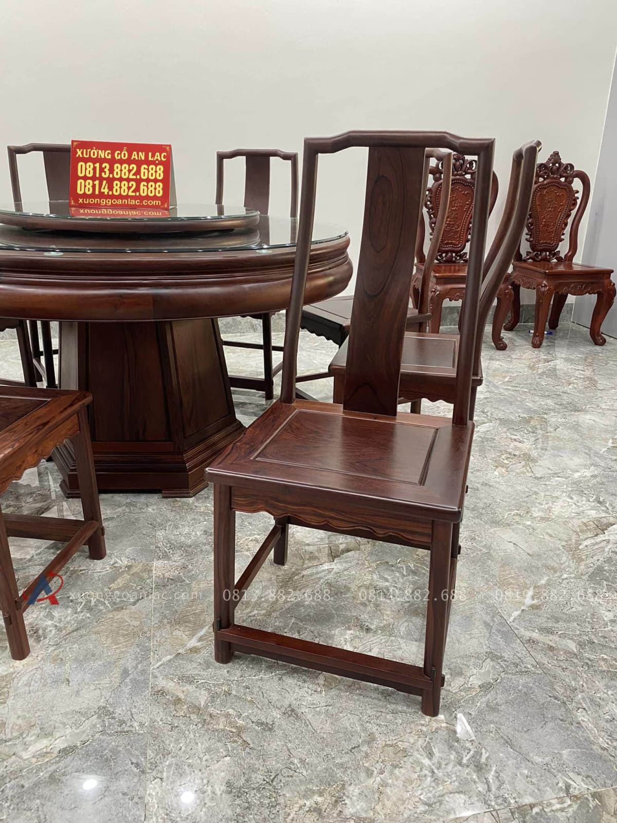 Bộ bàn ăn tròn mâm xoay 2 tầng và 8 ghế minh gỗ cẩm lai ghép mộng thủng tàu siêu vip (Bác Thông, Bắc Ninh) 16 ghế minh ghép mộng thủng tàu