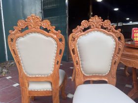 Bộ bàn ăn tròn xoay 1m55 với 8 ghế Louis bọc đệm gỗ gõ đỏ cao cấp (Chị Thanh, Hà Nam) 19 lưng ghế louis hoàng gia