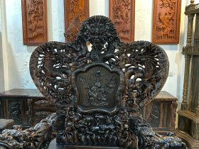 vách ghế đơn đục tay tinh xảo