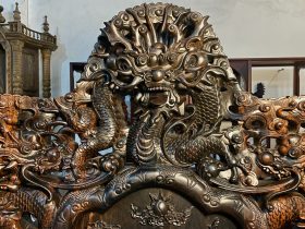 đỉnh rồng của ghế đơn