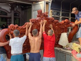 chuyển mẫu đoản cho khách hàng