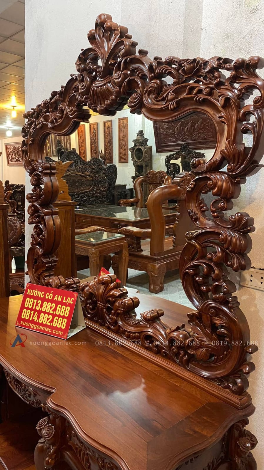Bàn Giao Bàn Trang Điểm Hoàng Gia Về Với Chị Ngọc, Bắc Ninh 16 khung gương lớn đục hoa lá tây rực rỡ