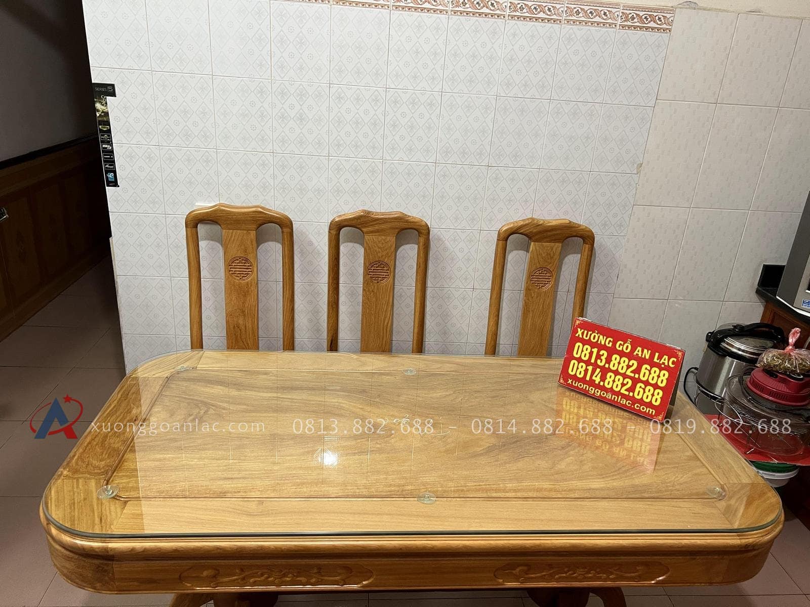 Bộ bàn ăn 6 ghế chữ thọ gỗ gõ đỏ cao cấp (Anh Nam, Bắc Ninh) 15 mặt bàn khung ván gỗ gõ đỏ