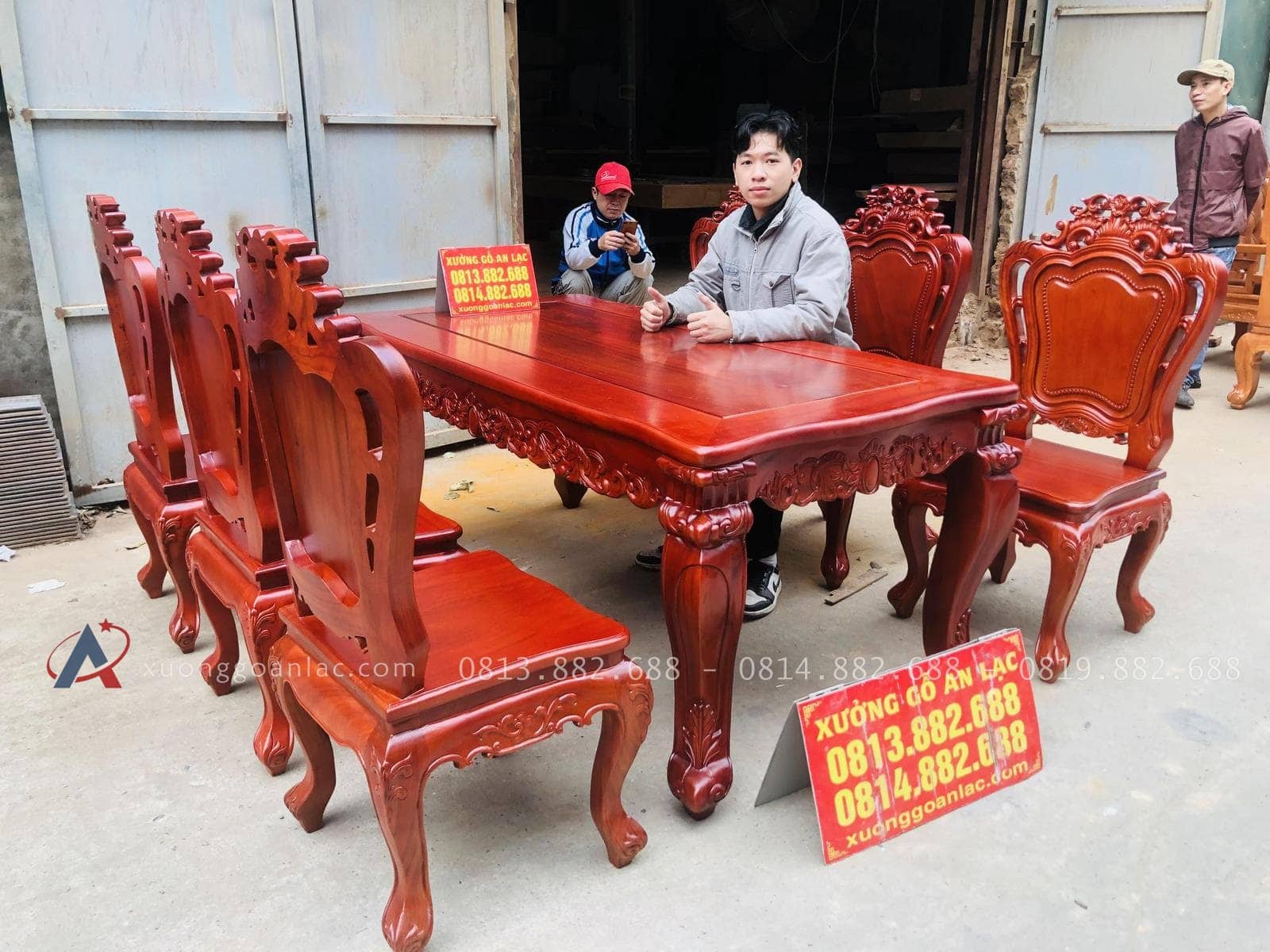 Bộ bàn ăn Louis 6 ghế gỗ gõ đỏ (Anh Hoàng, Thái Bình) 19 bộ bàn ăn gỗ gõ đỏ sang trọng