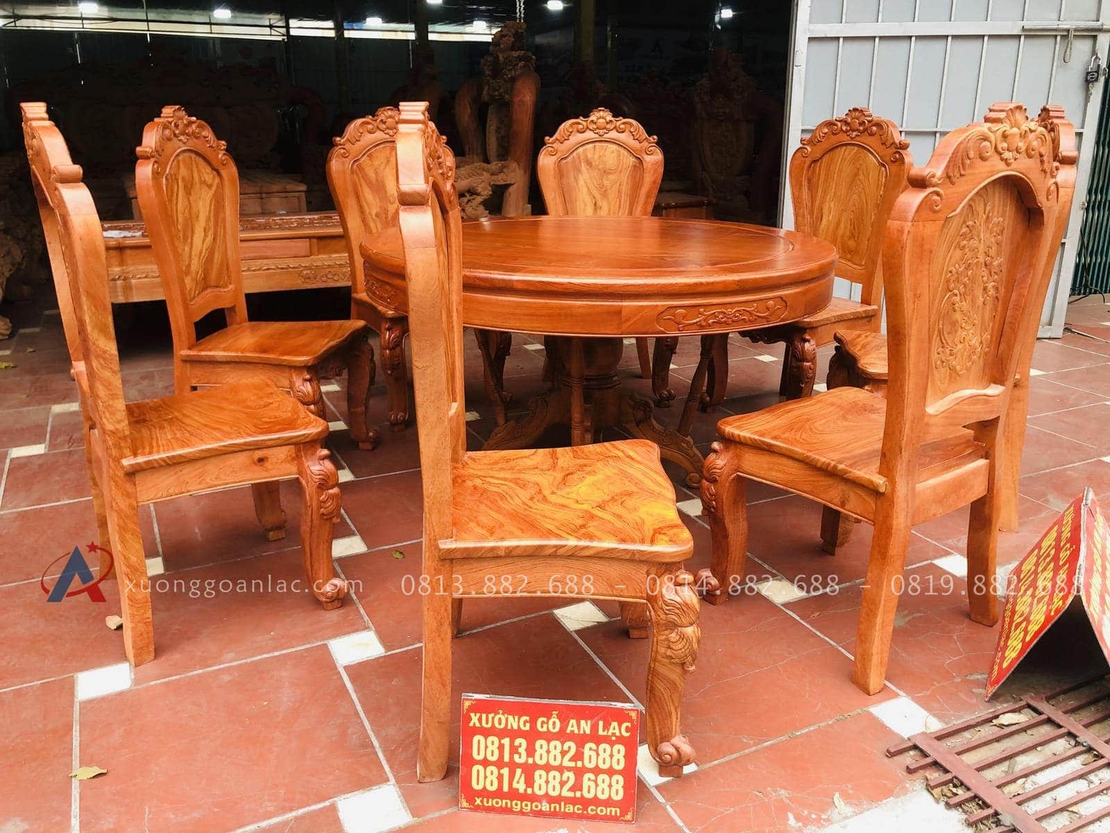 Bộ bàn ăn tròn 8 ghế gỗ hương đá chọn vân siêu Vip (Chị Nga, Hà Nội) 18 ghế ngồi chân liền chắc chắn