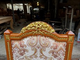 ghế putin chạm hoa lá tây dát vàng
