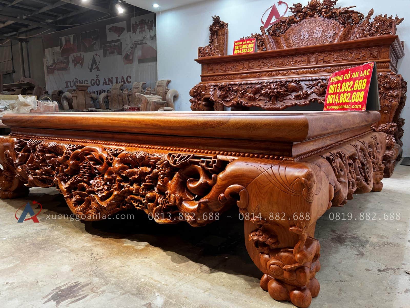 Combo sập quây, sập thờ gỗ hương đá và bàn ăn gỗ gõ đỏ hàng cao cấp (Bác Cường, Hưng Yên) 48 cận cảnh thiết kế chân quỳ to đục họa tiết