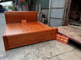 mẫu giường ngủ trơn gỗ hương đá 1m8 x 2m