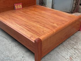 Giường Trơn 180x200cm hoàn thiện màu Hương sáng 12 giường dát phải chắc chắn