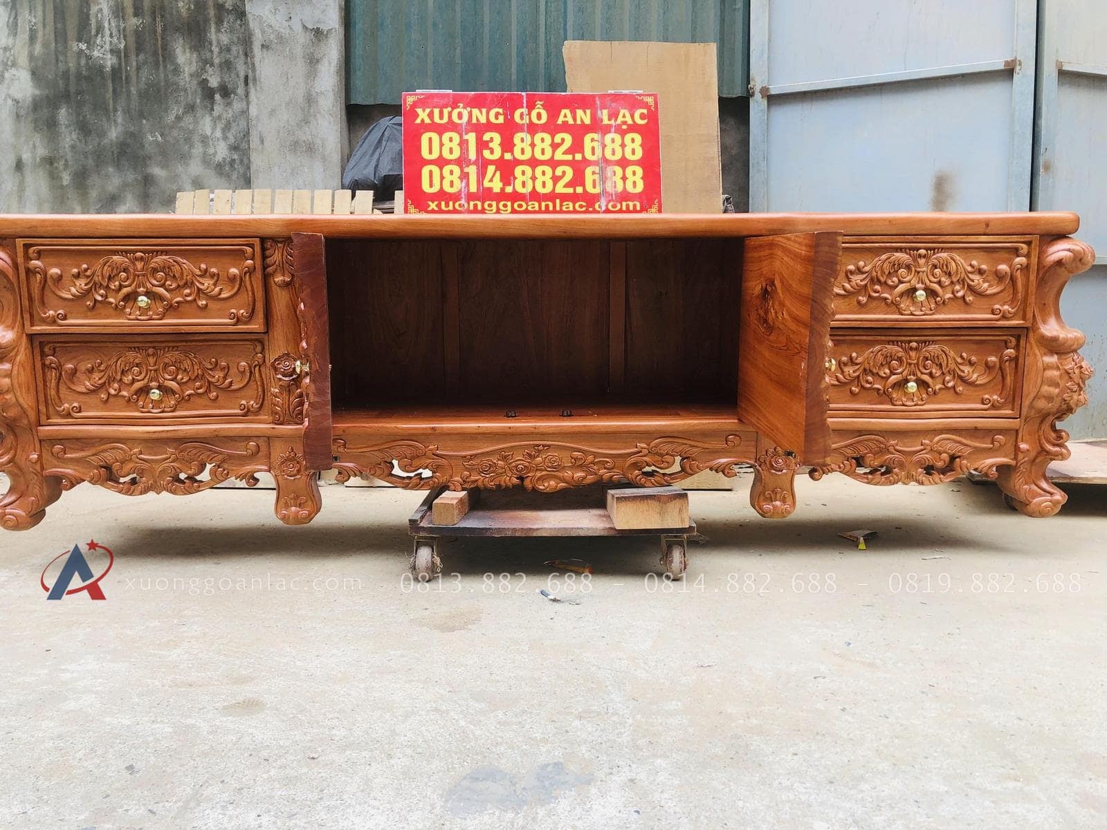 Mẫu kệ tivi hoàng gia phẳng 2m4 gỗ hương đá siêu Vip (Anh Long, Hải Phòng) 24 trung tâm kệ thiết kế tủ buồng lớn
