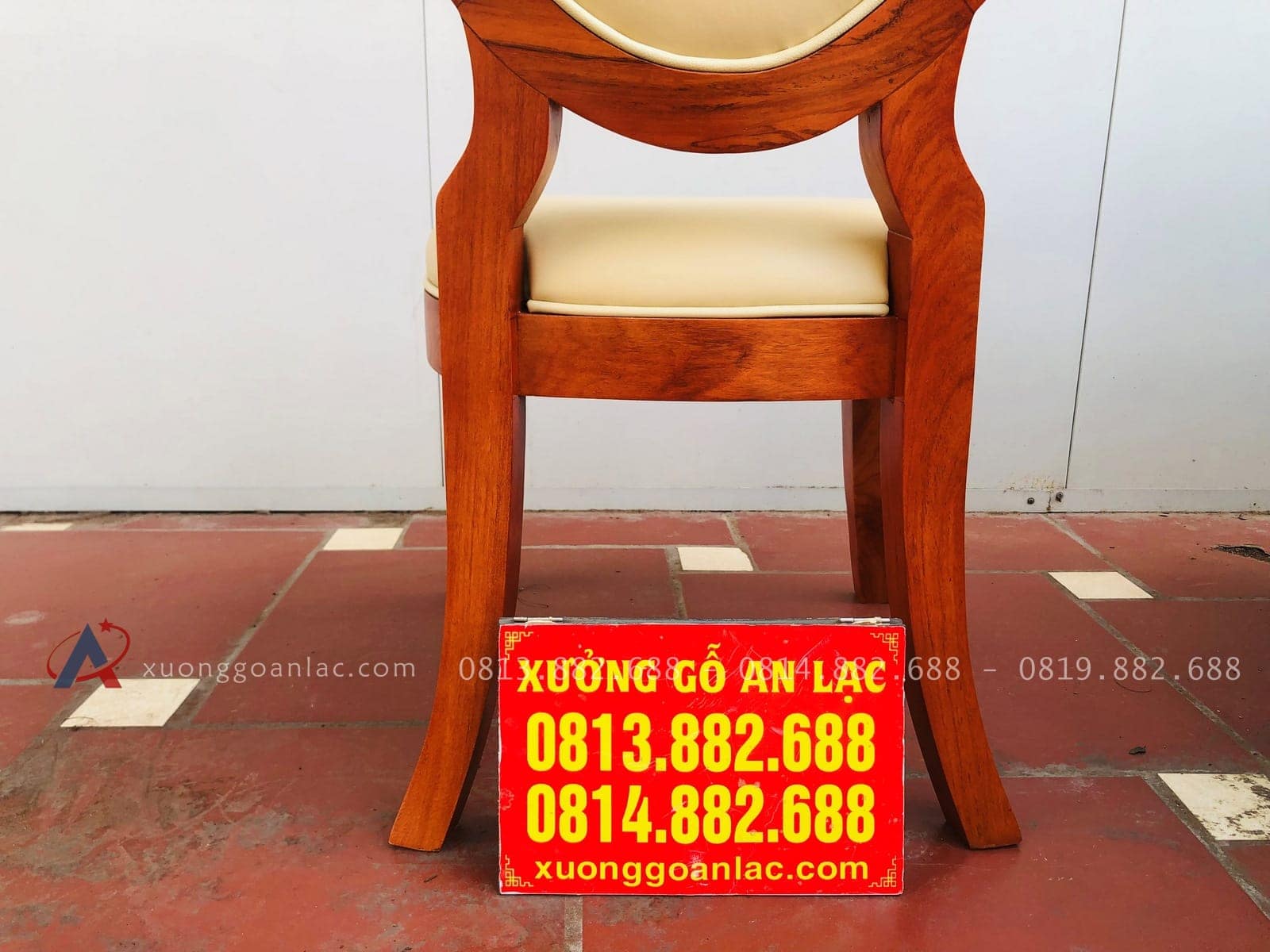 Mẫu ghế giọt lệ gỗ gõ đỏ bọc đệm da cao cấp AL-GA16 34 chân ghế liền cong choãi