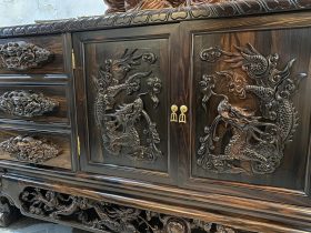 Mẫu Kệ Tivi Chạm Rồng 2m4 Gỗ Mun Hoa Lào Hàng Đục Tay Cực Phẩm (Chú Dược, Bắc Ninh) 13 kệ tivi chạm rồng phong thủy