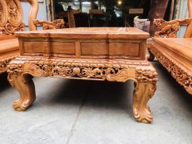 hệ chân bàn đục cầu kỳ