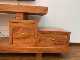 2 đầu kệ tivi thiết kế ngăn kéo