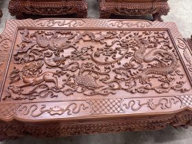 bàn trà bộ ghế Nghê cột 18 chân 20 hương đá siêu vip