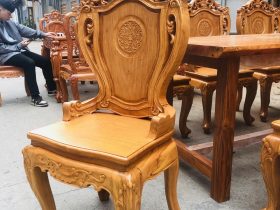 Bộ bàn ăn gỗ cẩm đá 8 ghế louis gỗ gõ đỏ (Chị Dung, Nam Định) 21 ghế louis mặt ván tràn nguyên tấm