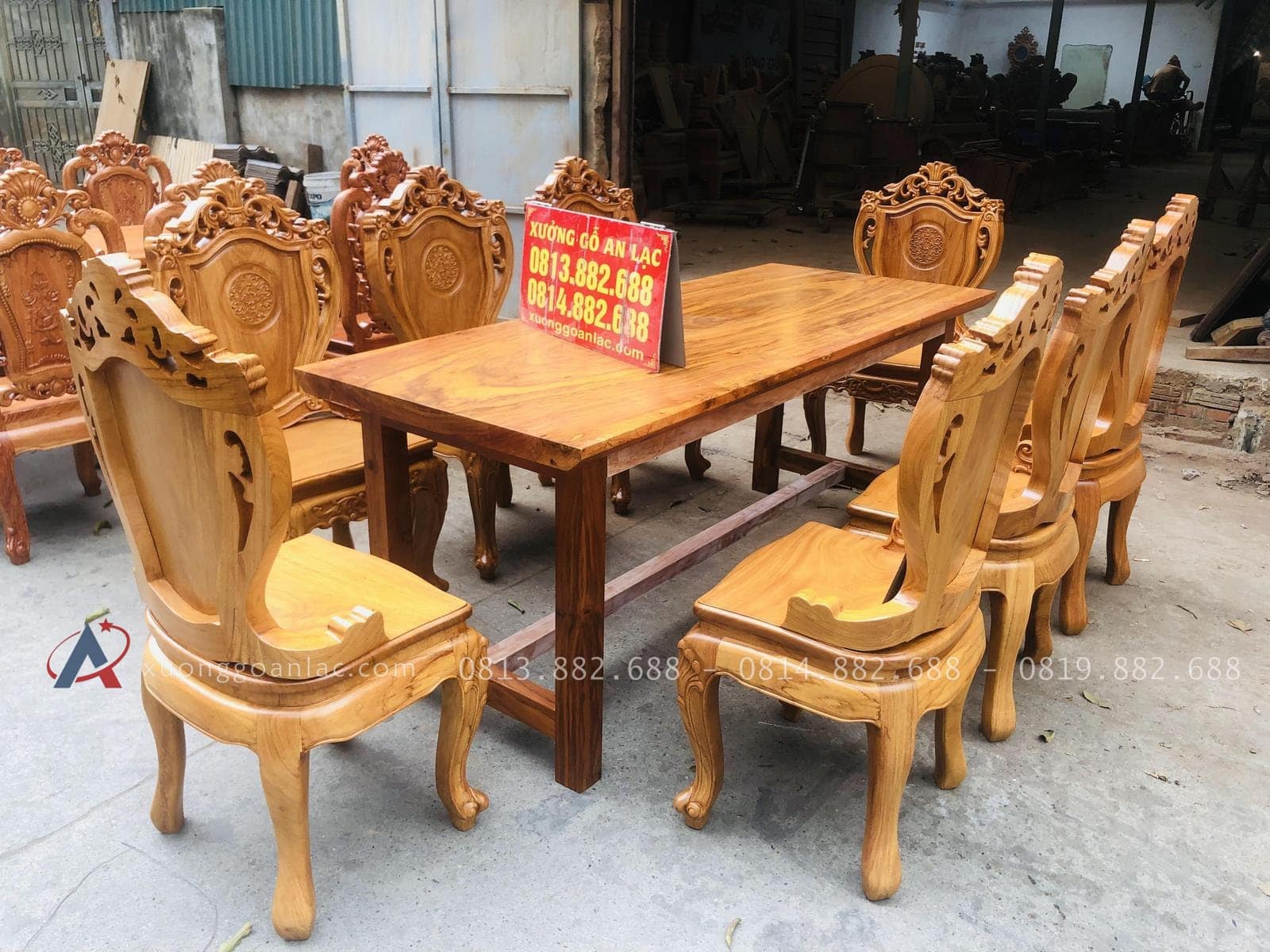 Bộ bàn ăn gỗ cẩm đá 8 ghế louis gỗ gõ đỏ (Chị Dung, Nam Định) 35 bộ bàn ghế ăn gỗ tự nhiên sang trọng