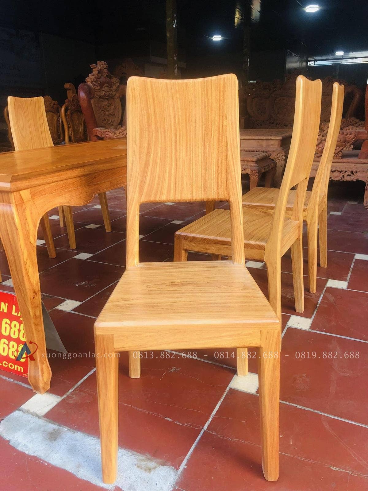 Bộ bàn ăn louis 6 ghế hiện đại gỗ gõ đỏ cao cấp (Anh Chiến,Cao Bằng) 22 ghế ăn hiện đại vách liền tấm
