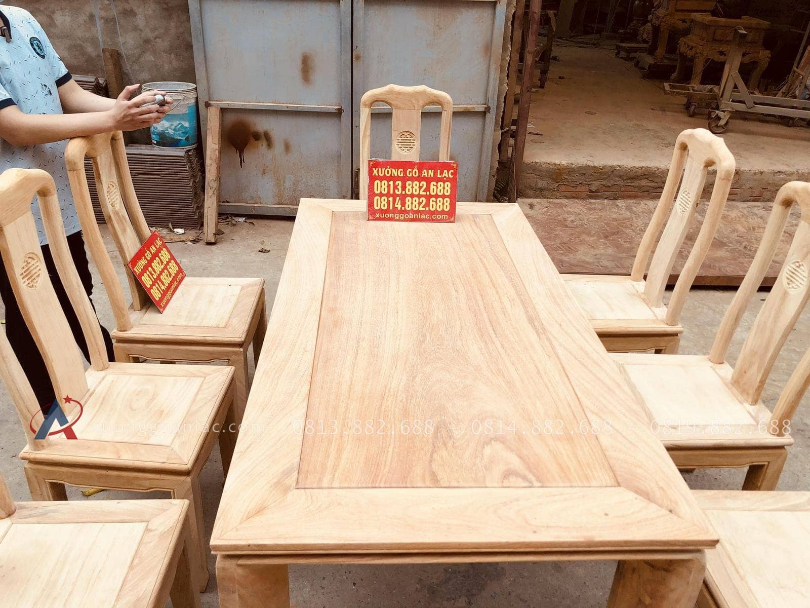 Bộ bàn ăn mới chữ thọ 8 ghế gỗ gõ đỏ hoàn thiện mộc (Chị Mỹ, Hải Dương) 28 bàn ăn hiện đại