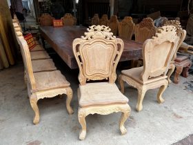 Bàn ăn nguyên Khối gỗ Gõ đỏ 340x140x15cm và 16 ghế (Chú Canh, Bình Dương) 11 mẫu ghế louis hoàng gia
