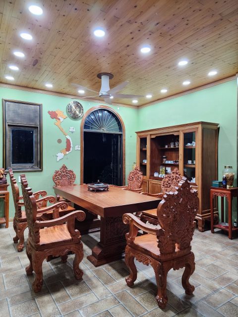 bàn ăn gỗ hương đá nguyên khối 6 ghế louis