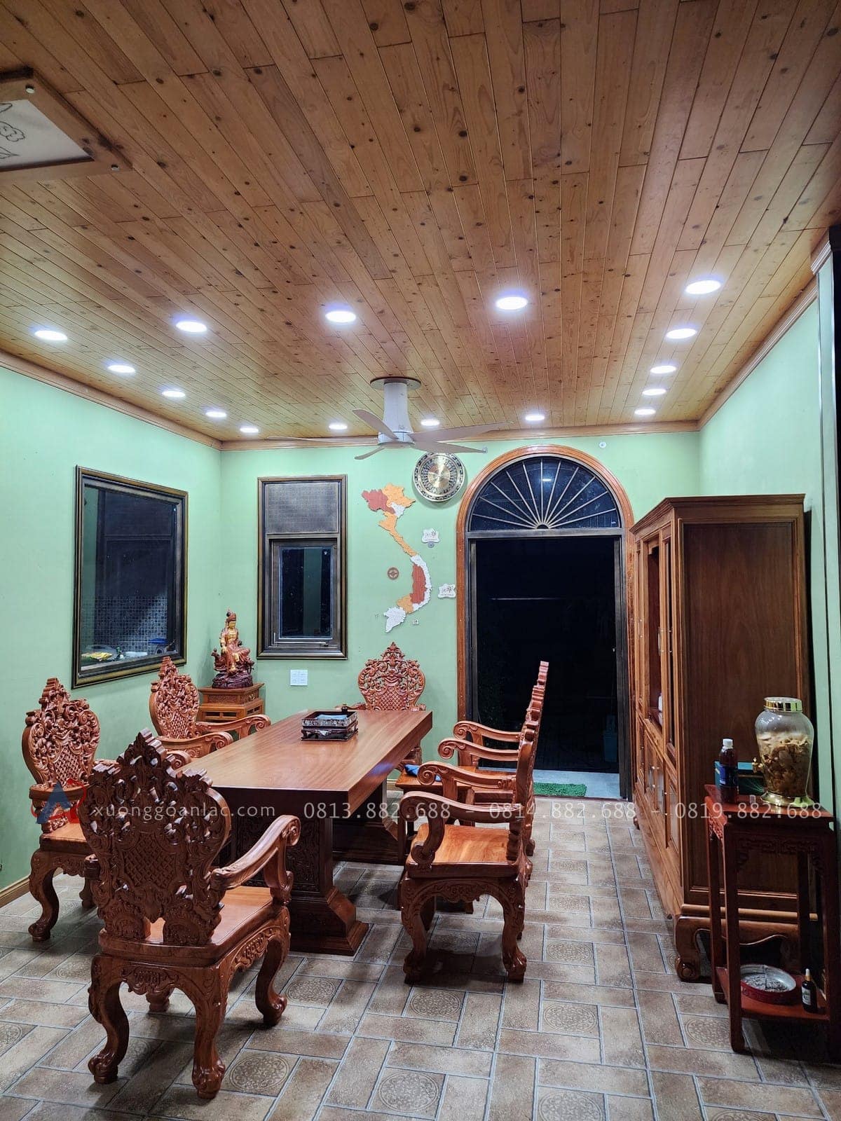 Bàn ăn nguyên khối gỗ hương đá siêu vip (Chú Dân, Thanh Hóa) 12 bàn ăn louis hoàng gia