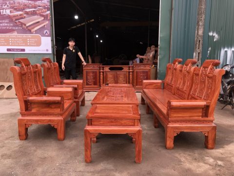 combo bàn ghế âu vá và kệ tivi cột nho con sóc gỗ hương