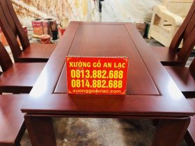Bộ bàn ăn mẫu mới 6 ghế gỗ gõ đỏ phong cách hiện đại (Chú Sâm, Cao Bằng) 14 mặt bàn khuôn tranh liền tấm gỗ gõ