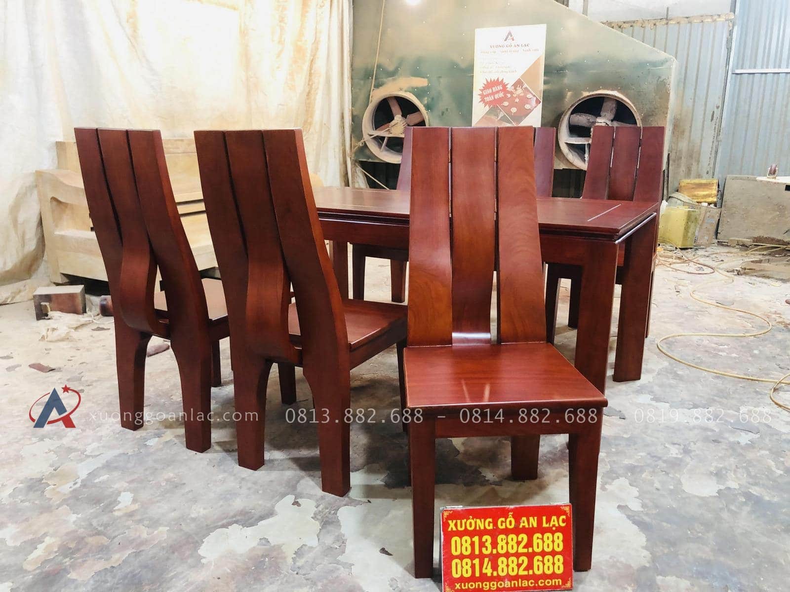 Bộ bàn ăn mẫu mới 6 ghế gỗ gõ đỏ phong cách hiện đại (Chú Sâm, Cao Bằng) 25 ghế ngồi không tay hiện đại