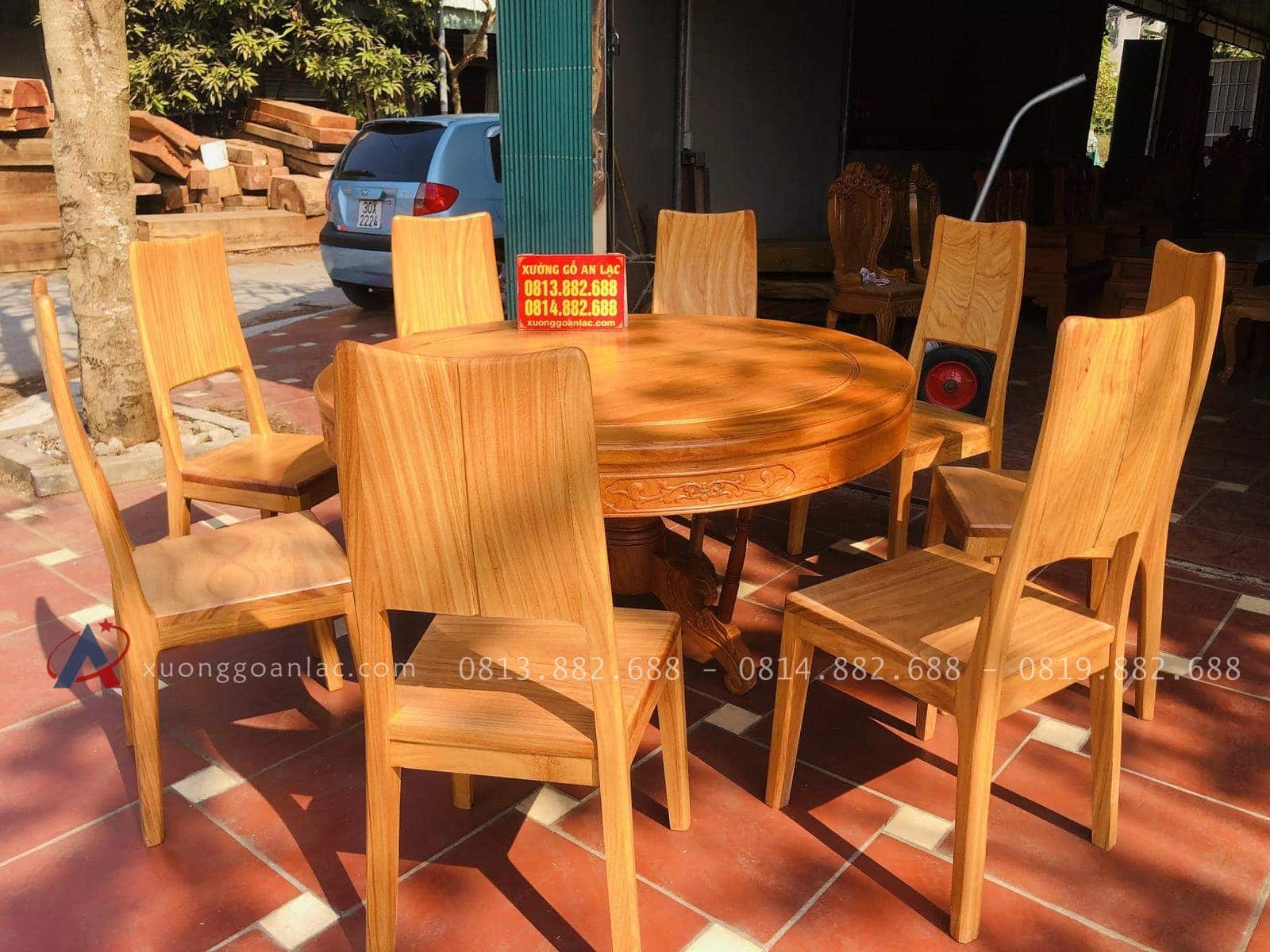 Bộ bàn ăn tròn 1m37 và 8 ghế hiện đại gỗ gõ đỏ (Anh Quân, Thái Bình) 18 bàn ăn tròn 8 ghế louis gỗ gõ đỏ