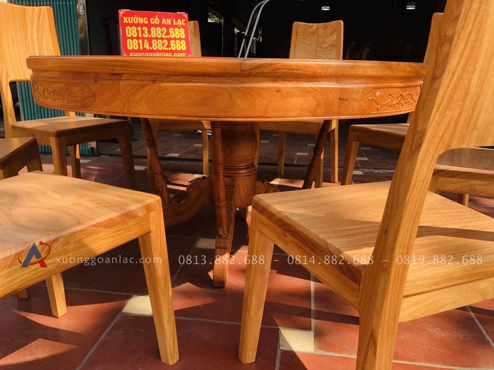 Bộ bàn ăn tròn 1m37 và 8 ghế hiện đại gỗ gõ đỏ (Anh Quân, Thái Bình) 21 bàn ăn tròn khuôn tranh