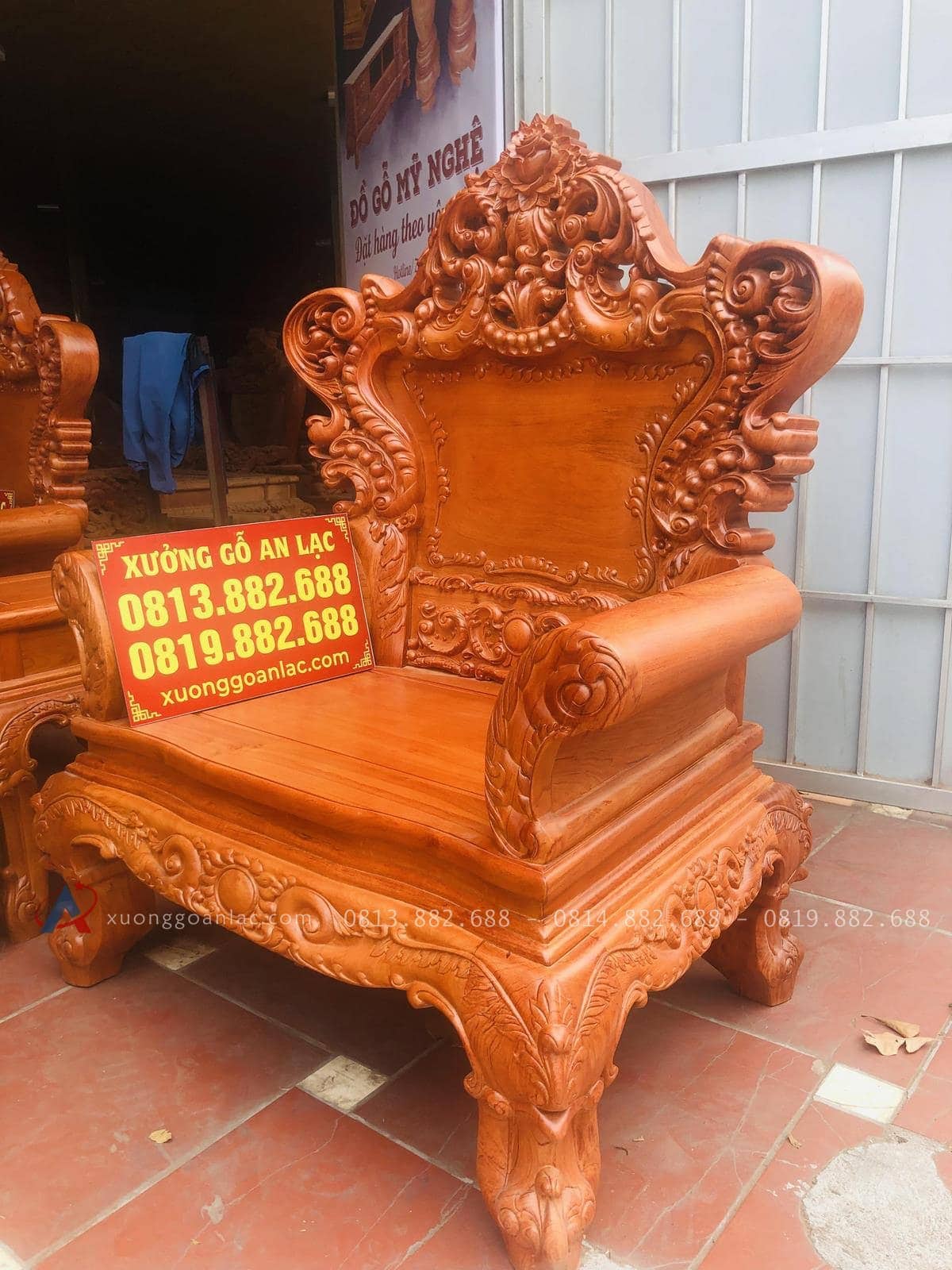 Bộ bàn ghế hoàng gia louis hoa lá tây chân 14 gỗ hương đá cao cấp (Anh Du, Hà Nam) 40 ghế đơn louis hoa lá tây