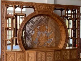 kệ tivi kiêm tủ trang trí gỗ gõ đỏ