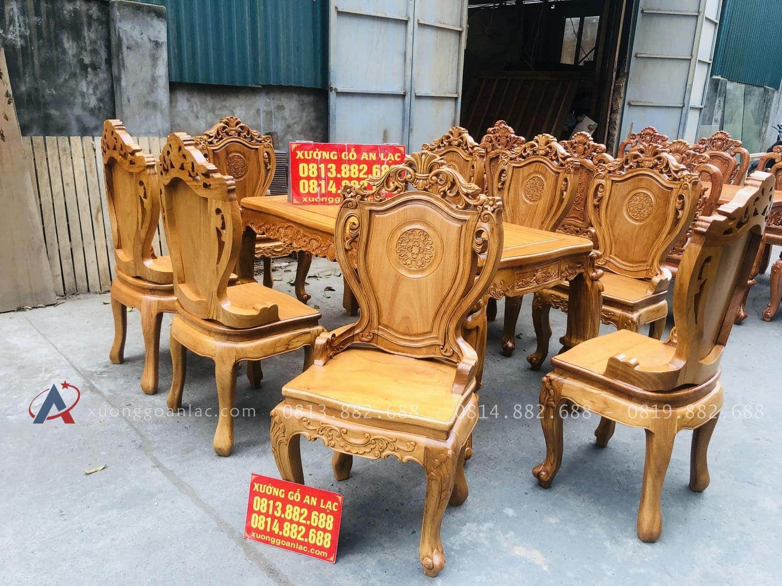 Bộ bàn ăn hoàng gia gõ đỏ 8 ghế louis (Anh Hào, Nghệ An) 16 mẫu bàn ăn hoàng gia 8 ghế gỗ gõ đỏ