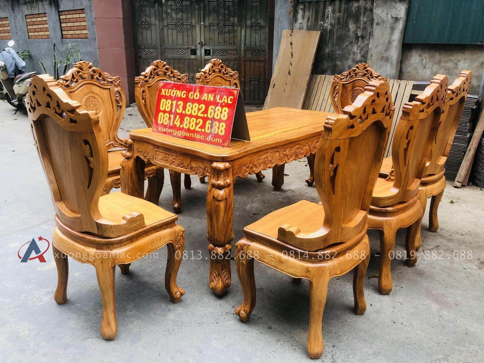 Bộ bàn ăn hoàng gia gõ đỏ 8 ghế louis (Anh Hào, Nghệ An) 17 bàn ăn gỗ gõ đỏ cao cấp