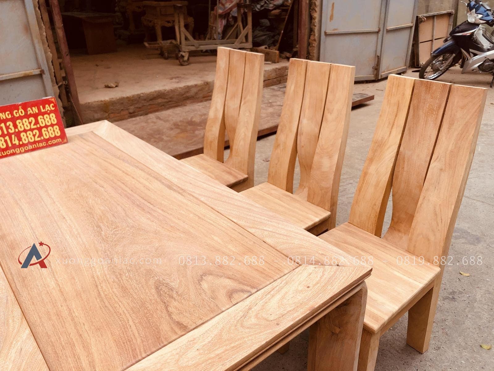 Bộ bàn ghế ăn mới gỗ gõ đỏ hoàn thiện mộc (Chị Quỳnh, Bắc Ninh) 23 bàn ghế ăn gỗ gõ cao cấp 6 ghế