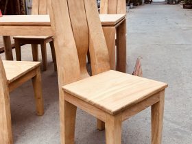 Bộ bàn ghế ăn mới gỗ gõ đỏ hoàn thiện mộc (Chị Quỳnh, Bắc Ninh) 17 ghế lưng tựa cao chắc chắn