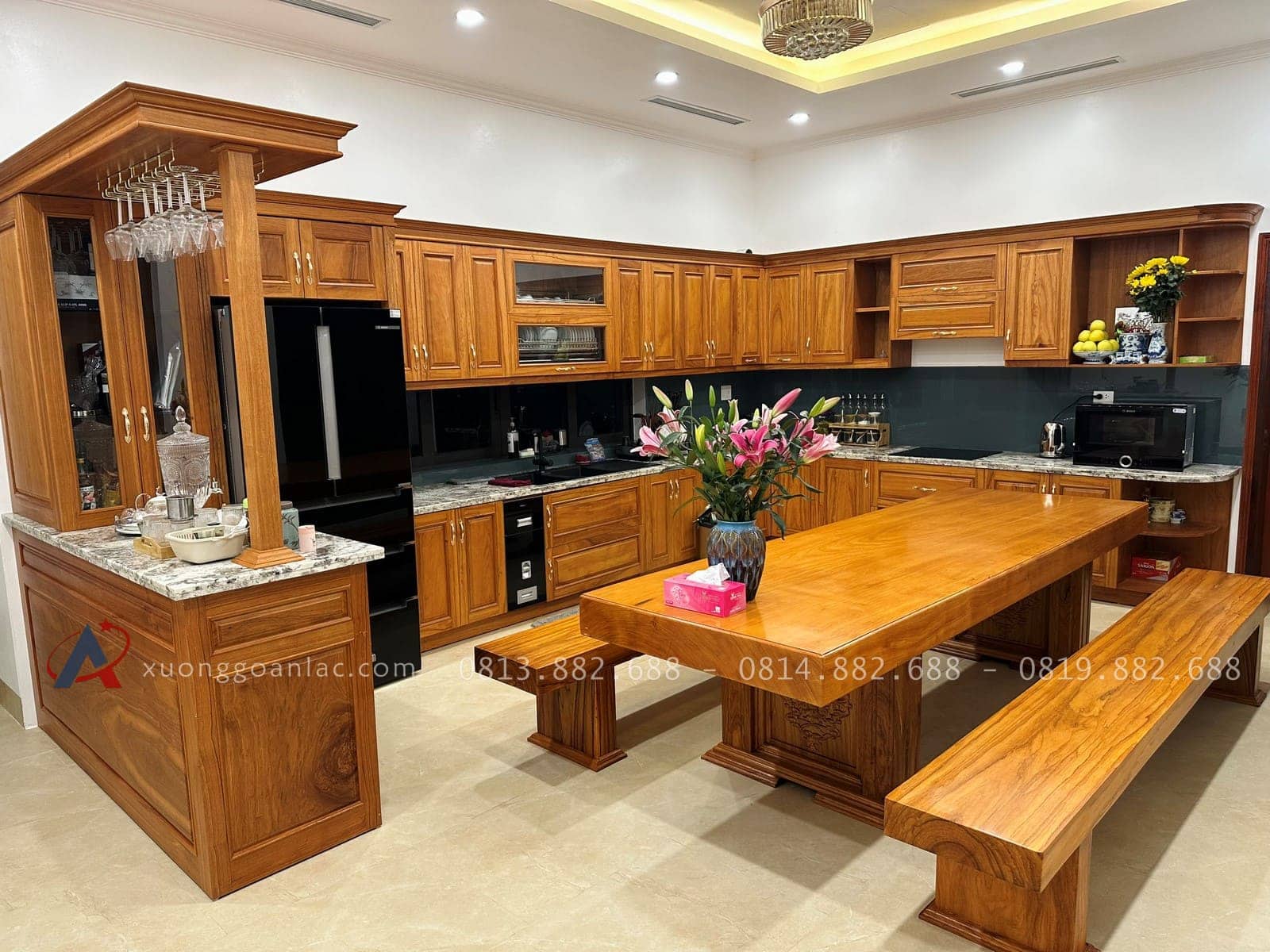 Mẫu tủ bếp gỗ gõ đỏ hàng cao cấp (Chị Nhung - Hưng Yên) 38 mẫu tủ bếp hàng cao cấp gỗ gõ đỏ