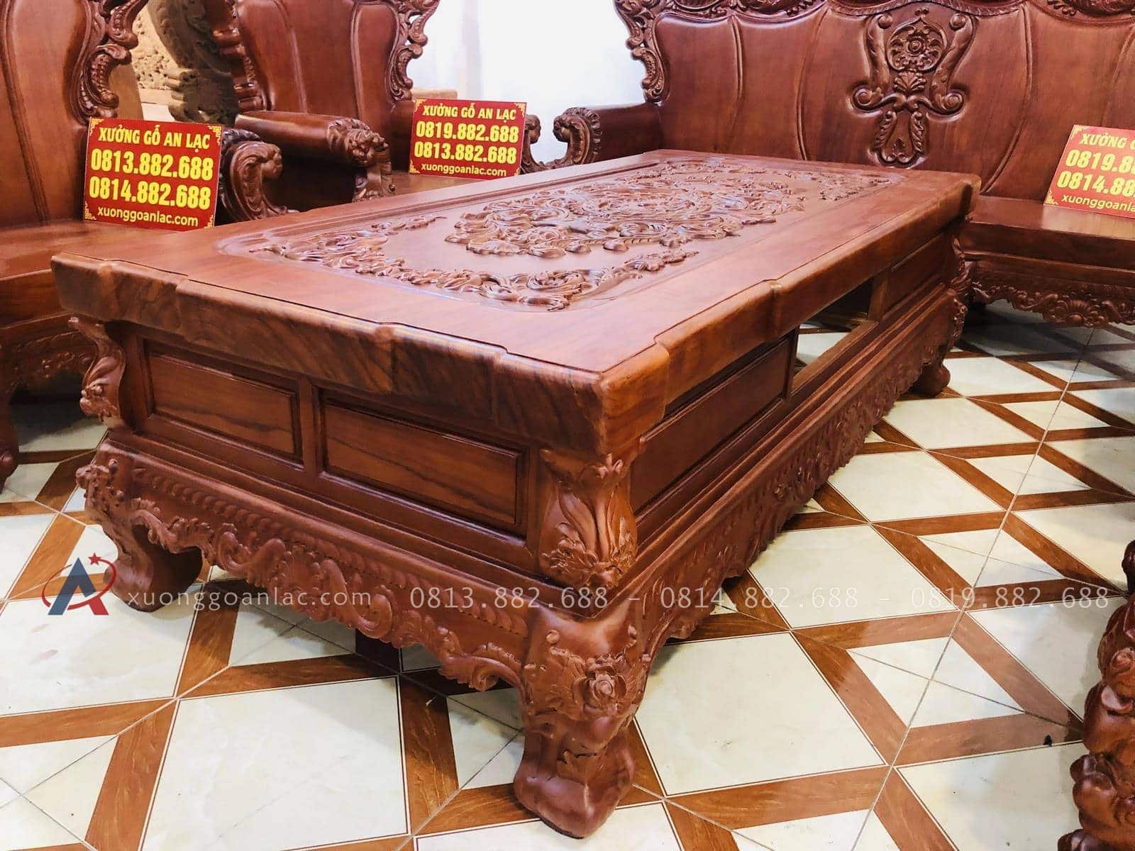 Siêu phẩm bàn ghế hoàng gia nguyên khối 10 món gỗ gõ đỏ (Anh Trương, Hải Phòng) 37 thân bàn có tích hợp ngăn kéo nhỏ để đồ