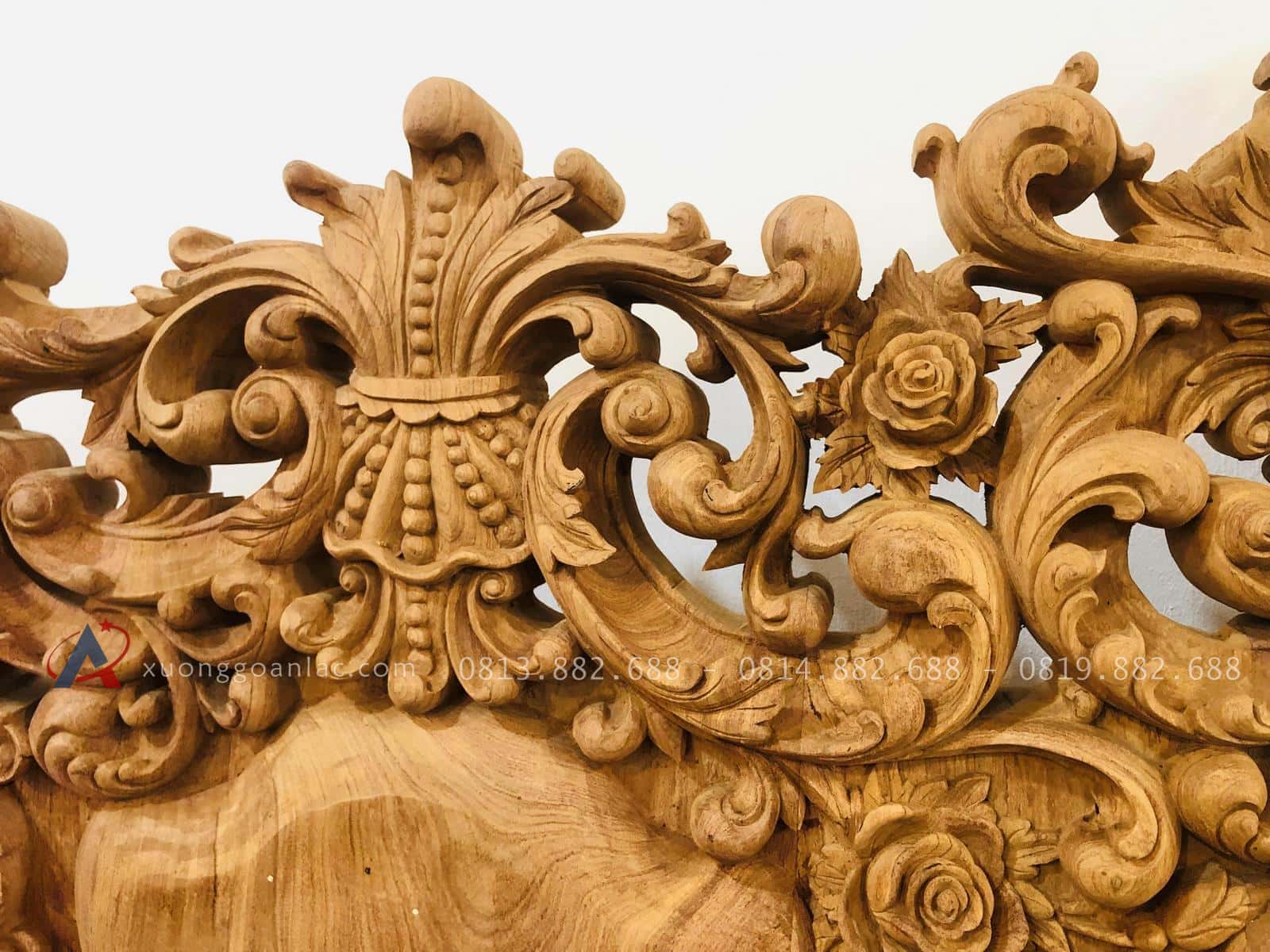 Siêu phẩm hoàng gia nữ hoàng gỗ hương đá tay 18 chân 20 (Anh Vĩnh,Thái Bình) 57 chi tiết hoa hồng được đục tay sống động
