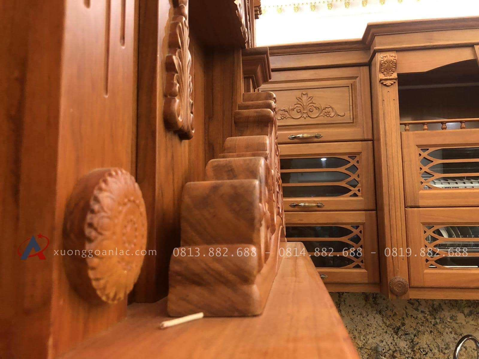Bàn giao tủ bếp gỗ gõ đỏ siêu vip cho anh Bình - Đông Anh, Hà Nội 26 phần vòm hoa lá tây