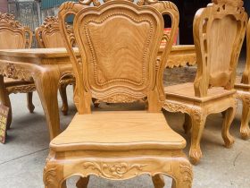 Bộ bàn ăn hoàng gia 6 ghế louis gỗ gõ đỏ (Anh Công, Thanh Hóa) 18 mặt ván liền nguyên tấm