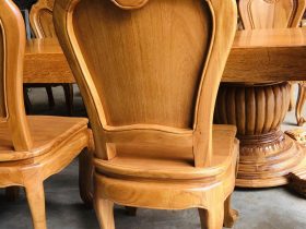 Bộ bàn ăn chân tròn nguyên khối 10 ghế hoa cúc gỗ gõ đỏ hàng vip (Anh Đại, Bắc Giang) 20 mặt lưng của ghế ăn hoa cúc