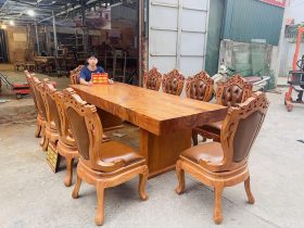 bàn ăn nguyên khối 10 ghế louis có tay bọc đệm