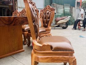Bộ bàn ăn nguyên khối 10 ghế louis có tay bọc đệm gỗ gõ đỏ (Chị Dáng, Quảng Ninh) 21 góc nghiêng của ghế louis hoàng gia