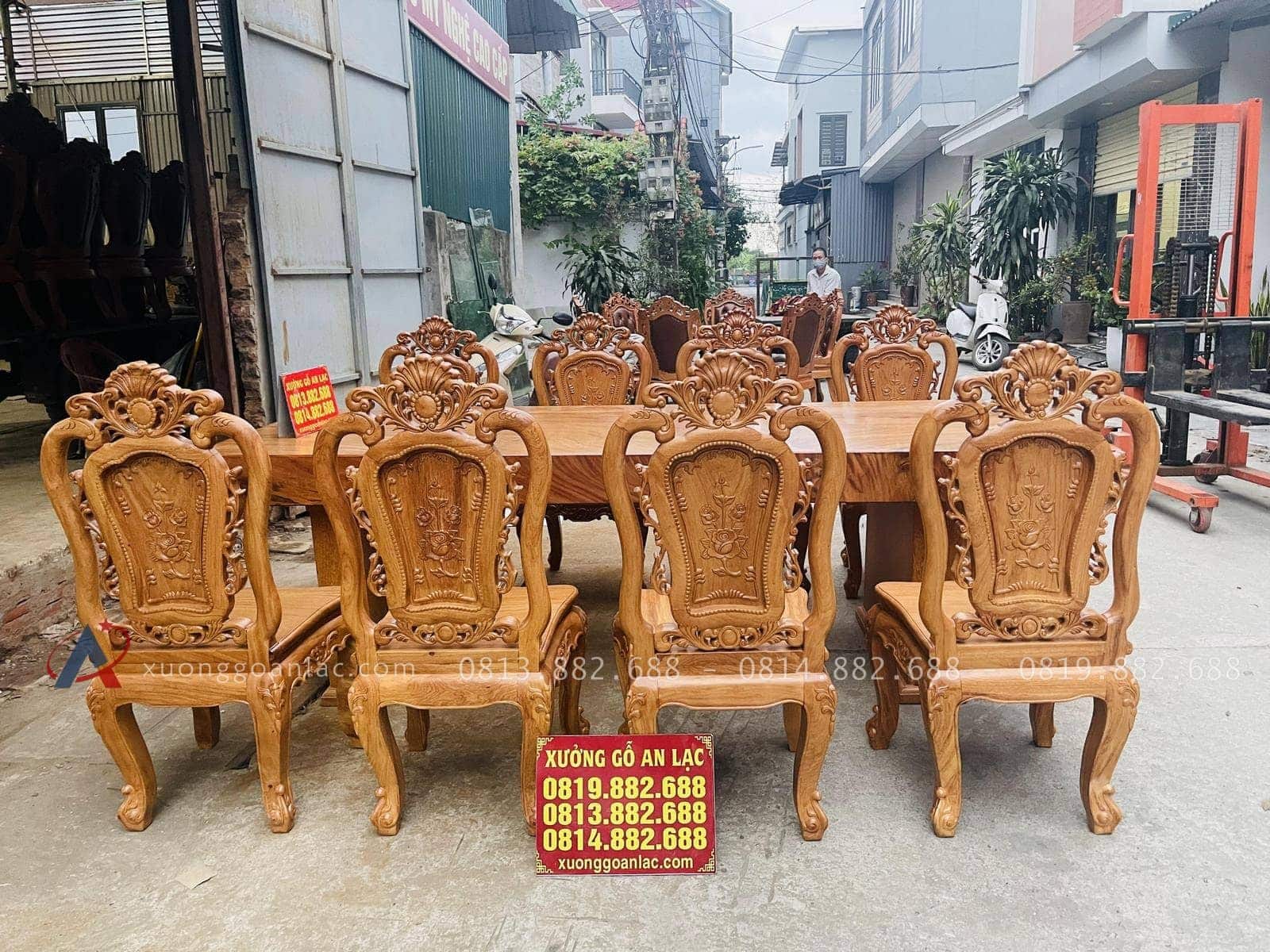 Bộ bàn ăn nguyên khối 8 ghế hồng hạt gỗ gõ đỏ siêu vip (Chú Sâm, Hà Nội) 34 bộ bàn ăn 8 ghế phong cách hoàng gia