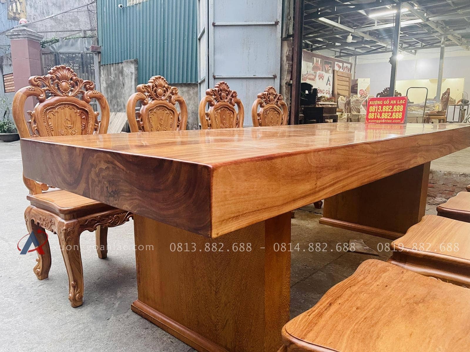 Bộ bàn ăn nguyên khối 8 ghế hồng hạt gỗ gõ đỏ siêu vip (Chú Sâm, Hà Nội) 29 Mặt gỗ nguyên khối dày 15p rất giá trị